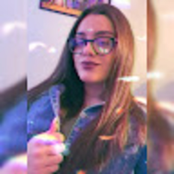 danielledela926
